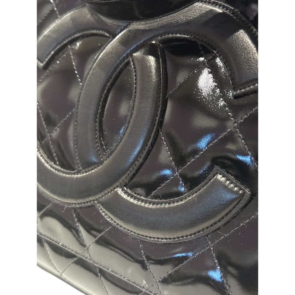 1996 Vintage Chanel Quilted Patent Leather Shopping Tote - Picture 5 of 13